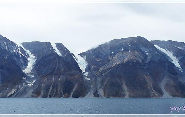 Nous avons levé l'ancre et nous dirigeons vers notre prochaine escale : Kullorsuaq - Upernavik - Groenland