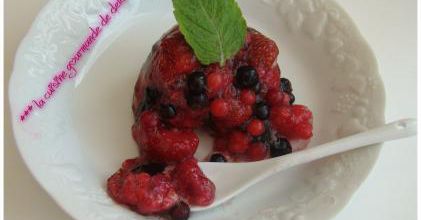FRUITS ROUGES EN GELÉE