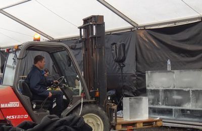 20ème concours de sculpture sur glace à Andernos : acteurs et outils...