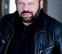 Christophe Ferré, est un habitué de la biennale, nous le retrouvons le 26 novembre 2023 à Châteaudun