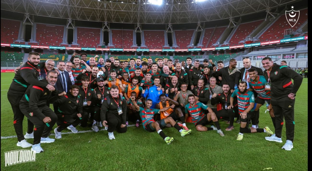 Dimanche 26.10.2025 à Huis Clos à Douéra Stade 