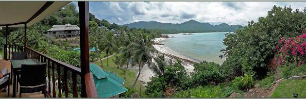 09/12/2021 suite : panoramas sur Anse Gouvernement vu de notre chambre de l'hôtel L'Archipel - Praslin - Seychelles 