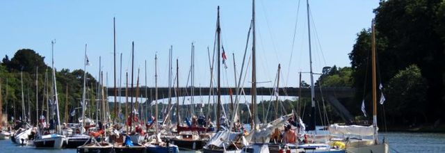 Semaine du Golfe : Petite parade à Saint Goustan