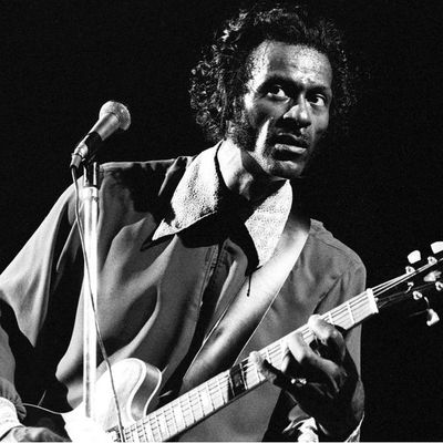 CHUCK BERRY : POUR UNE ECOUTE DE SES 10 PLUS GROS TITRES LEGENDAIRES