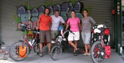 Malaisie Episode 4 : En route vers Kuala Lampur, on retrouve les cyclo-cool