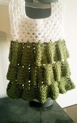 robe fait au crochet taille naissance 