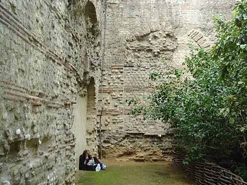 Ruines