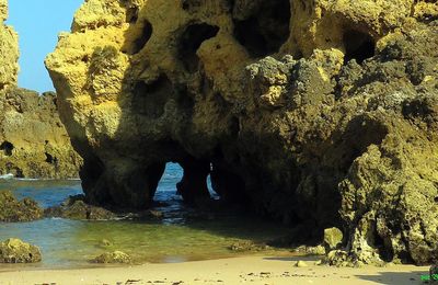 Praia dos Arrifes