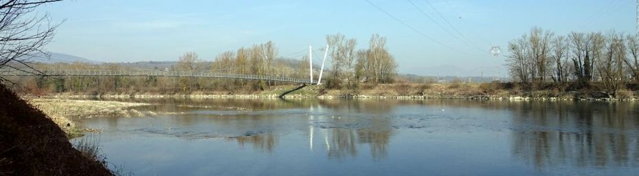 La passerelle de la ViaRhôna à La Balme