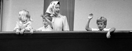 Anciennes photos  d' enfants royaux ou princiers