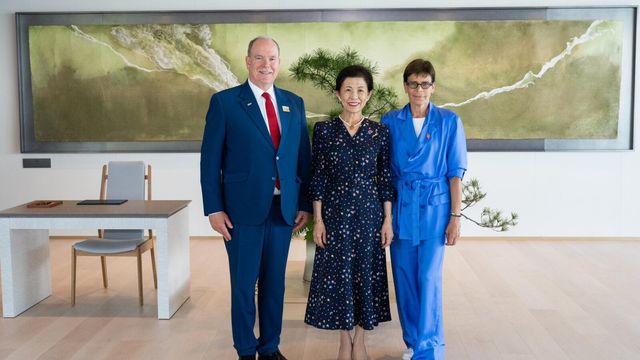 A l'expo universalle (1/2)