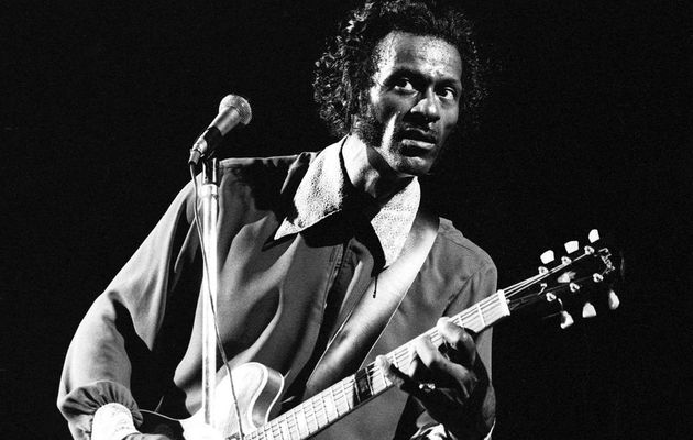 CHUCK BERRY : POUR UNE ECOUTE DE SES 10 PLUS GROS TITRES LEGENDAIRES