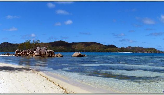 Vues panoramiques à partir de Anse Takamaka - Praslin - Seychelles