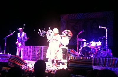 Review : Sia