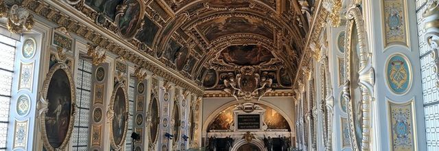 Château de Fontainebleau : chapelle de la Trinité et galerie François-1er