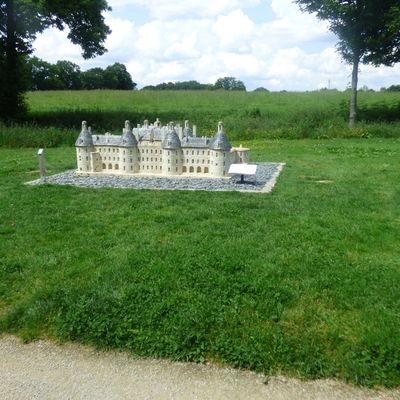 serie de miniatures de domagné 