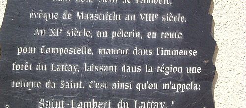 Saint-Lambert du Lattay: l'église.
