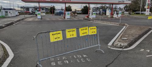 Pénurie de carburant : Des infirmiers n’ont pas pu aller travailler, s'inquiètent des services d'urgence