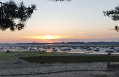 Coucher de soleil du 17 octobre 2018 sur le Bassin d'Arcachon à marée basse...