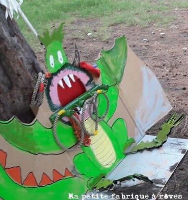 Dragon fait maison pour organiser un anniversaire chevalier