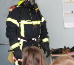 On a visité la caserne des pompiers