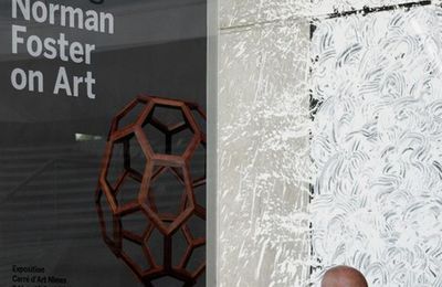 MOVING ON ART, NORMAN FOSTER, A SPACE PROBLEM 