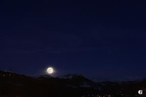 Lever de Lune sur la Banne d'Ordanche