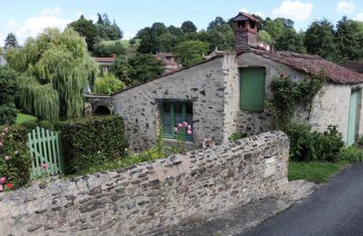 VOUVANT (Vendée) (2/3)
