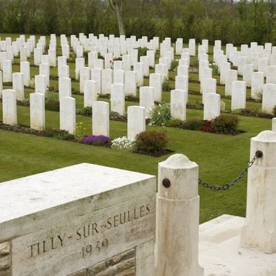 À l'ouest de Caen, juin 1944   La bataille de Tilly-sur-Seulles, 8-18 juin 