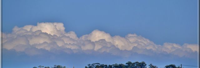 Nuage sur Biguglia - Corse
