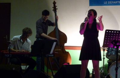 ☻ 8ème juillet musical de Laignes : soirée Cabaret en compagnie d'Arlette