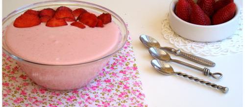 MOUSSE ULTRA LÉGÈRE À LA FRAISE