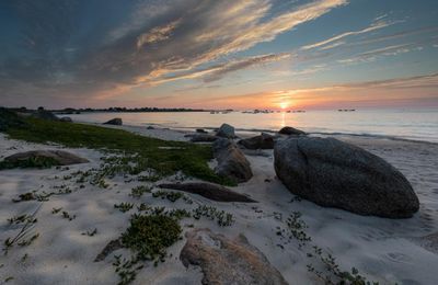 Bretagne, sable, rochers et tranquillité