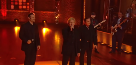 James Burton, Terry Blackwood & The Imperials Perform "The Wonder Of You" Huckabee