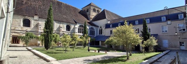 Provins - Le Val (4/6) : cloître de Saint-Ayoul