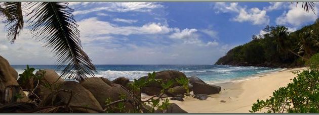Vue panoramique de Anse Petite Marie-Louise - Mahé - Seychelles