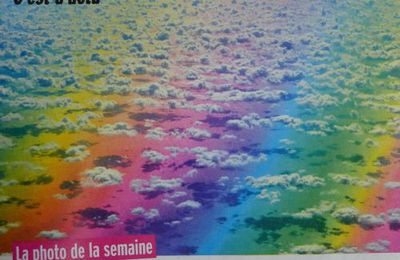 Vol au-dessus d'un arc-en-ciel...