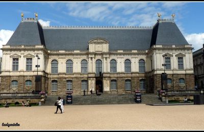 LE PARLEMENT de BRETAGNE à RENNES .