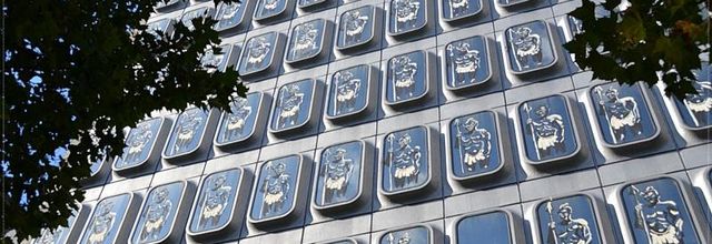 Des guerriers Bantus surveillent le boulevard Saint-Martin, Paris 10ème