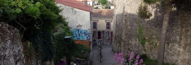 Clisson au soleil couchant