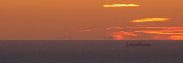 Canigou 2022 : Des sommets surgissent sur la Méditerranée