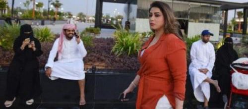 Riyad : l’Arabie Saoudite « tombe » le hidjab