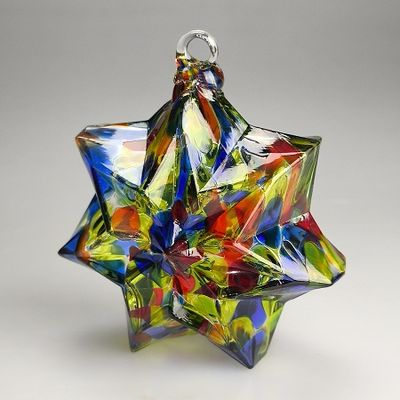 Deux boules de Noël de la région Grand Est 2025 ....