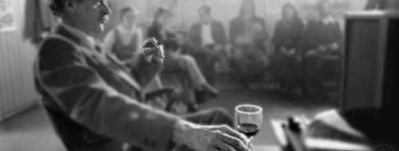 L'ART DEVRA NOUS TIRER DE LÀ PAR UN MASSAGE DE L'ESPRIT. MARSHALL McLUHAN