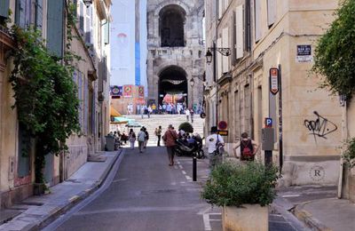 LA GOYESQUE DE CLAUDE VIALLAT, MORANTE DE LA PUEBLA, EL JULI, JUAN BAUTISTA. ARLES 2011