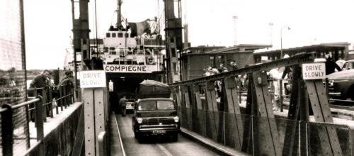 Une première passerelle en 1951 révolutionne le transport