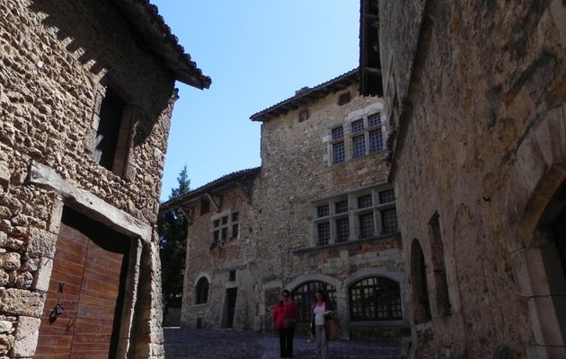Pérouges la médiévale  dans l'Ain