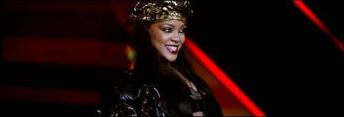 LIVE COVERAGE: Rihanna au 'Wireless" Festival
