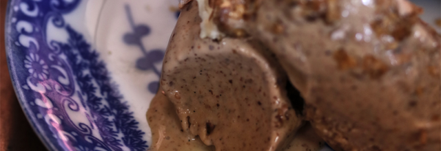 Glace noix ~ vanille, éclats de noix caramélisées