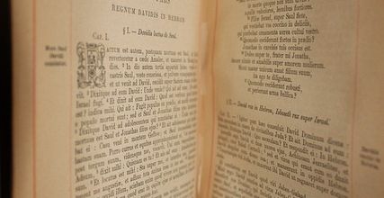 Le latin langue vivante...
